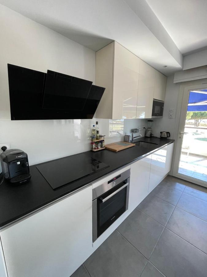 Le Mistral Appartement Vue Mer 勒格罗-迪鲁瓦 外观 照片