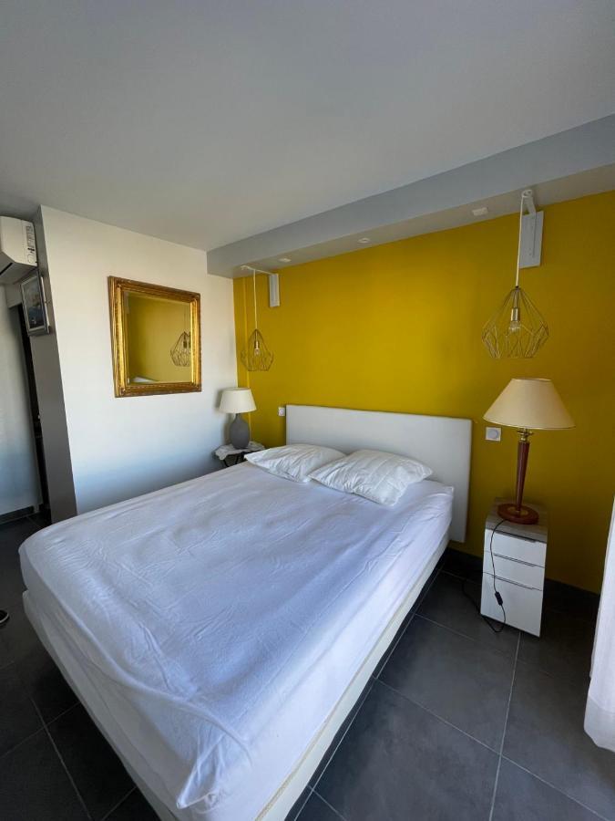 Le Mistral Appartement Vue Mer 勒格罗-迪鲁瓦 外观 照片