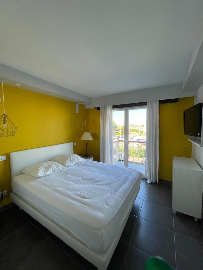 Le Mistral Appartement Vue Mer 勒格罗-迪鲁瓦 外观 照片
